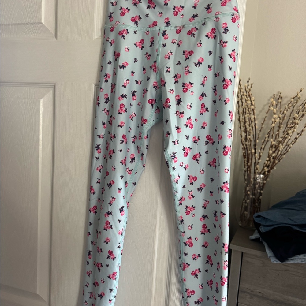 Like new - Spiritual Gangster Pink Floral Leggings